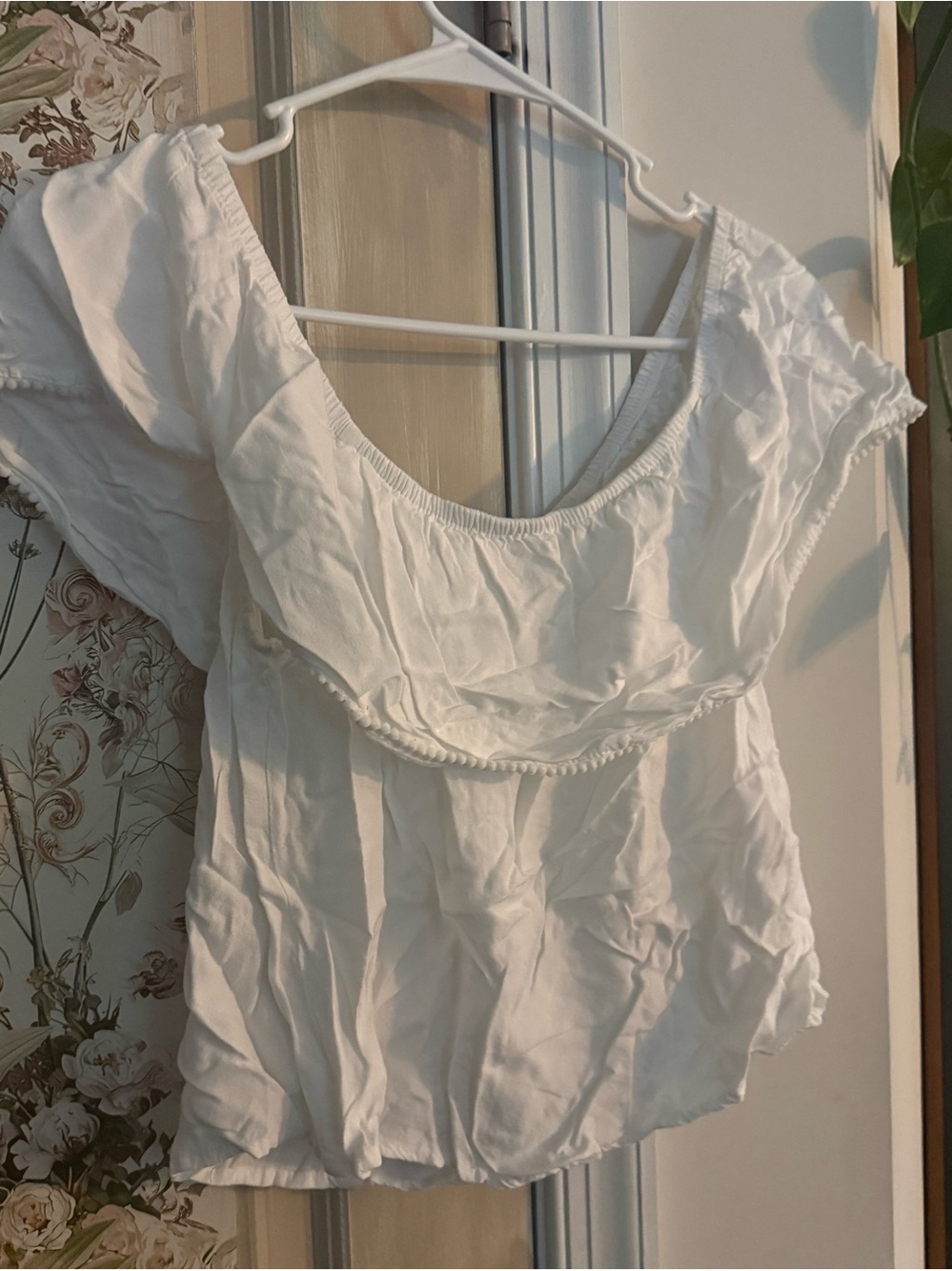 Style Envy White Off-Shoulder Ruffle Blouse